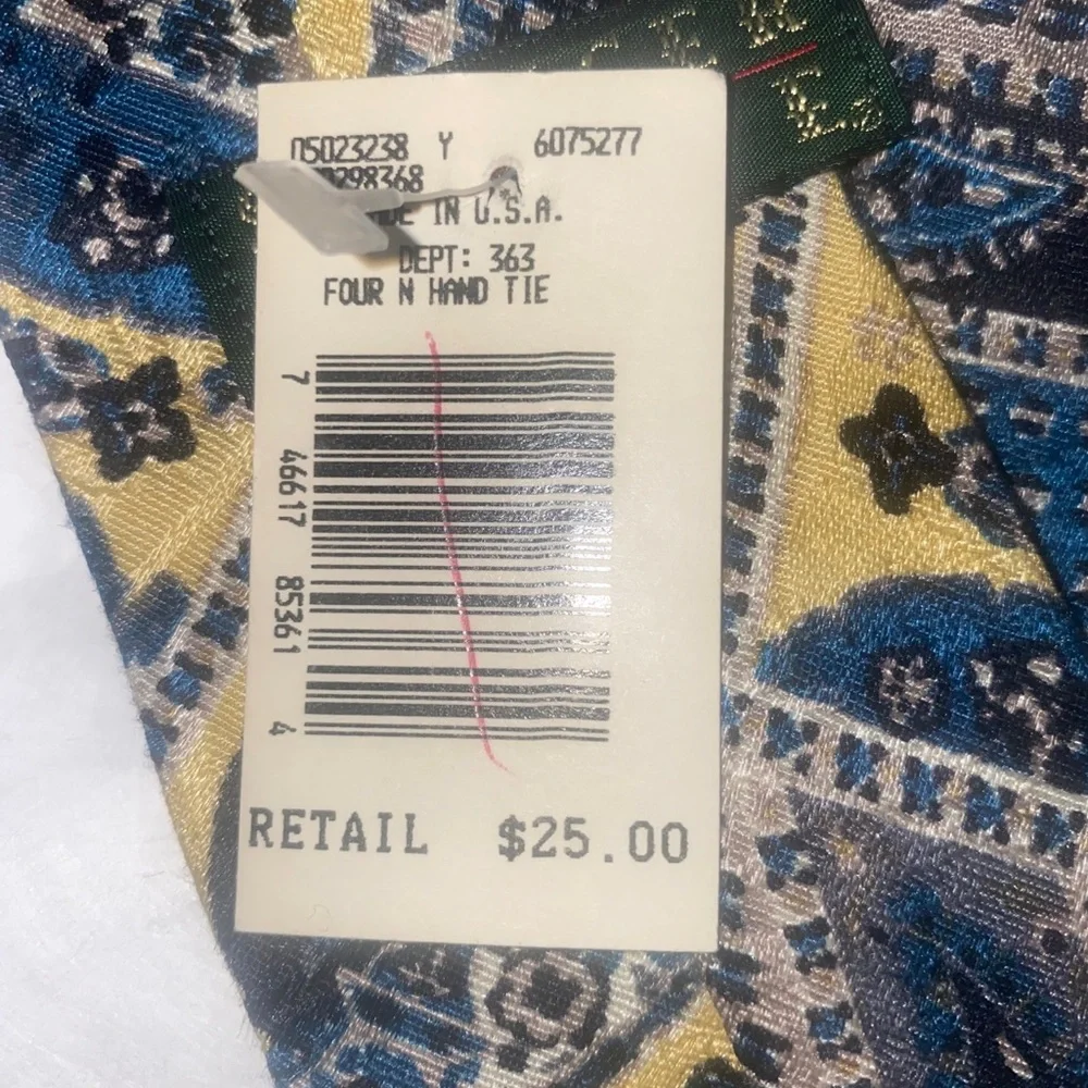 SPENCER & LOWE Four N Hand Silk Necktie Tie Yellow Blue Paisley $25 USA lcsr